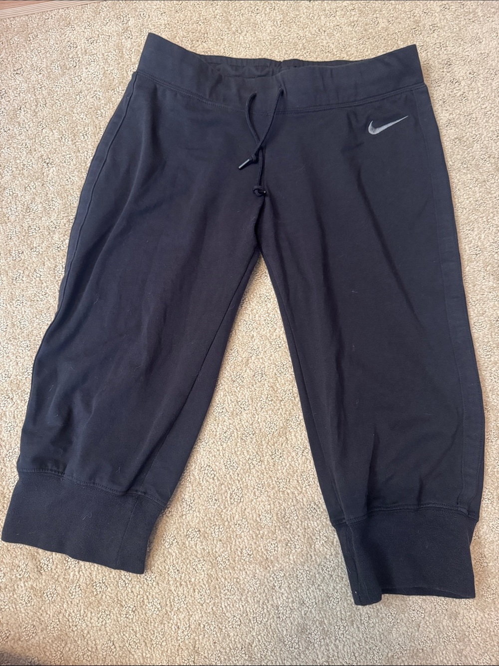 Nike Black Cropped Sweatpants with Drawstring